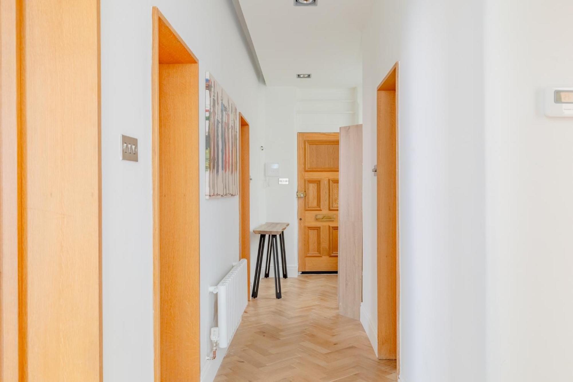 Luxurious 3bd Flat On Kings Road Heart Of Chelsea *